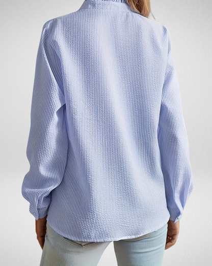 女性用ストライプフリルブラウス（長袖）